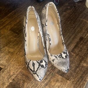 Snakeskin Heels - Black and White